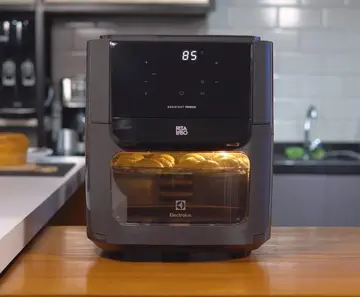 eletrodoméstico electrolux air fryer oven 12l painel digital rita lobo eaf90