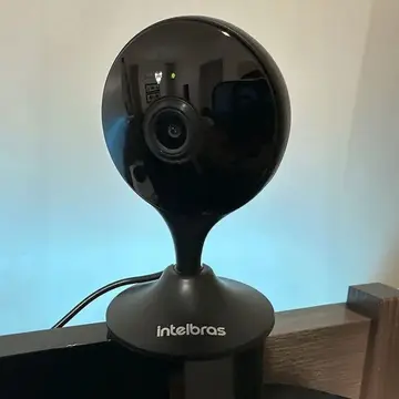 câmera de segurança intelbras im3 c black