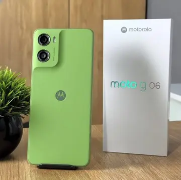 Smartphone Motorola Moto G06 - 128gb 4gb Ram + 8gb Ram Boost E Camera 50mp Com Ai Bateria De 5.2 Ah Tela 6.9
