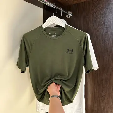Camiseta Sportstyle Under Armour Left Chest