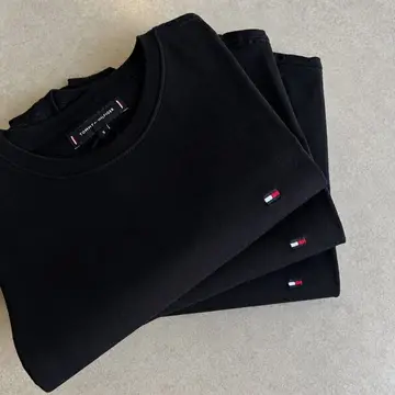 Kit Camisetas Tommy Hilfiger Masculina Essential Preta 3un P ao G4
