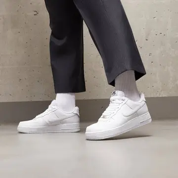 🤍 AF1 Branco em promo é raro.
