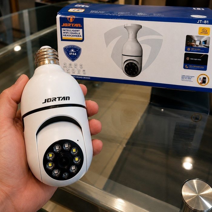 Câmera de Segurança Lâmpada Techfun Wi-Fi PTZ 1080p com Visão Noturna e Áudio Duplo