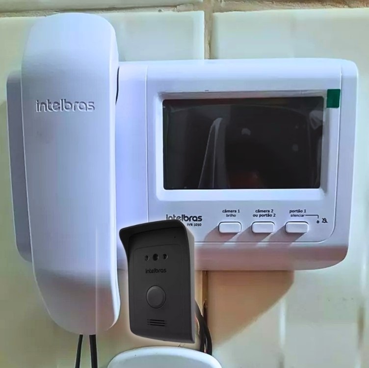 interfone/porteiro eletrônico intelbras ivr 1010 110v/220v branco e preto