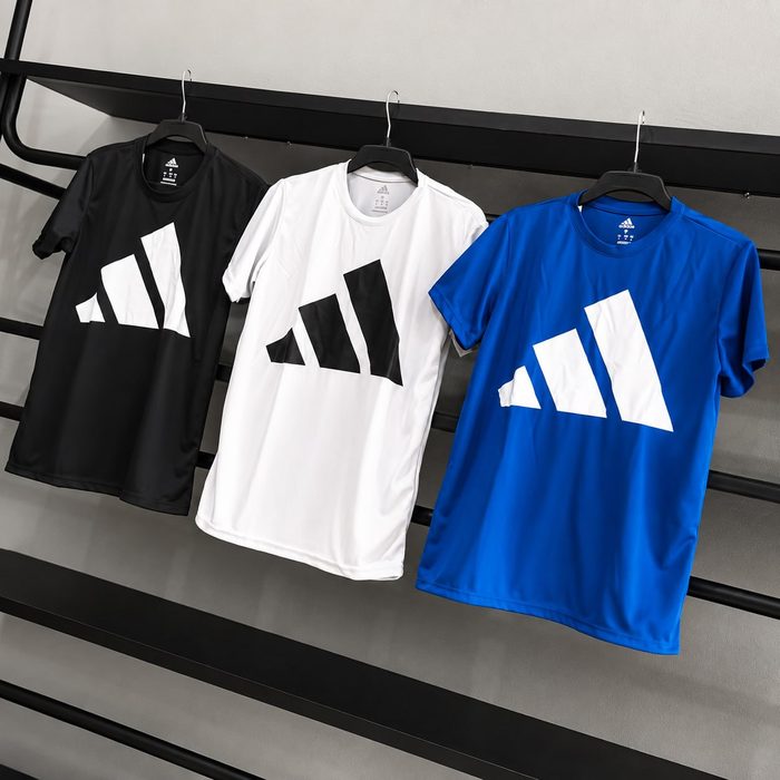 Camiseta Essentials Big Logo adidas