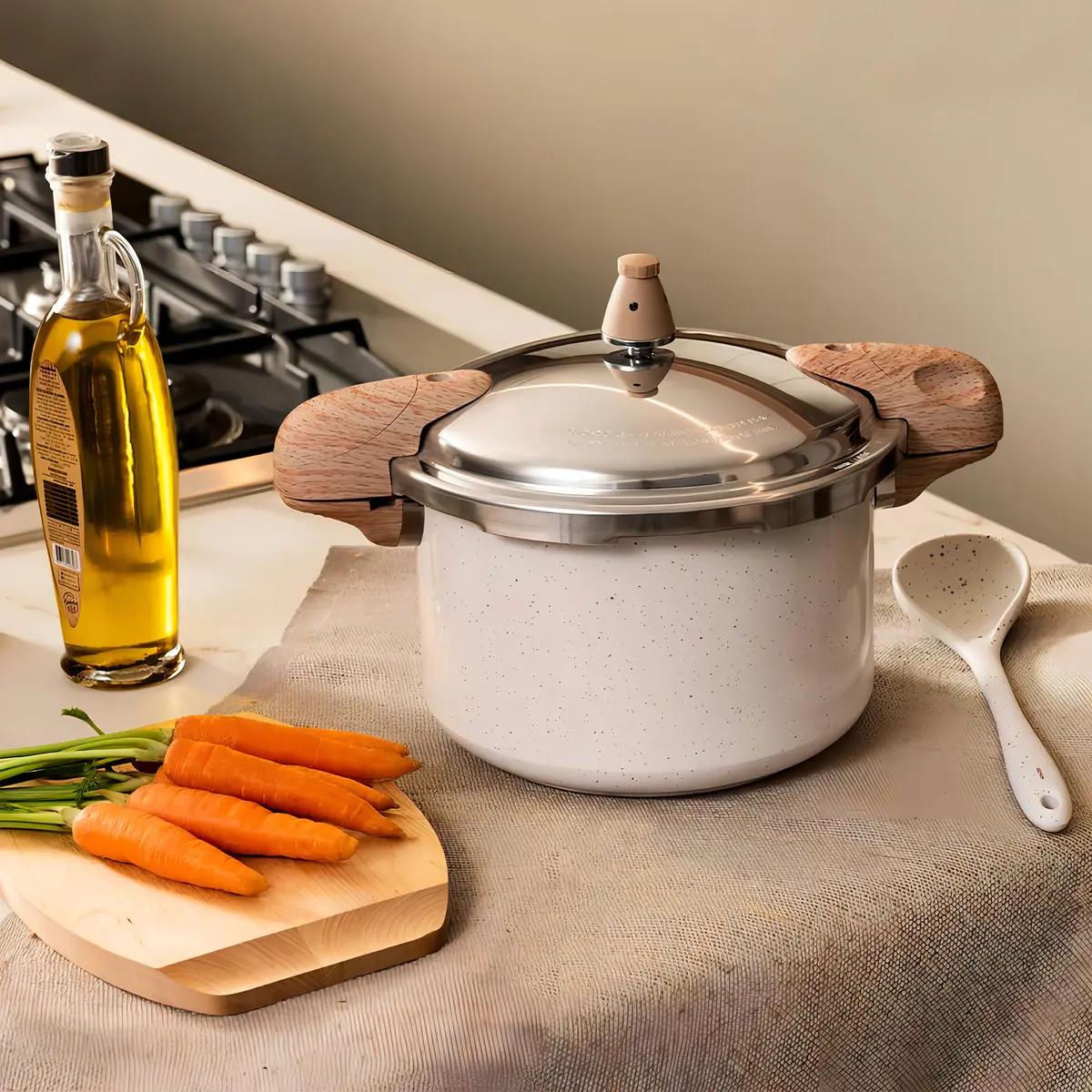 panela de pressão brinox vanilla 5,4l indução ceramic life creme