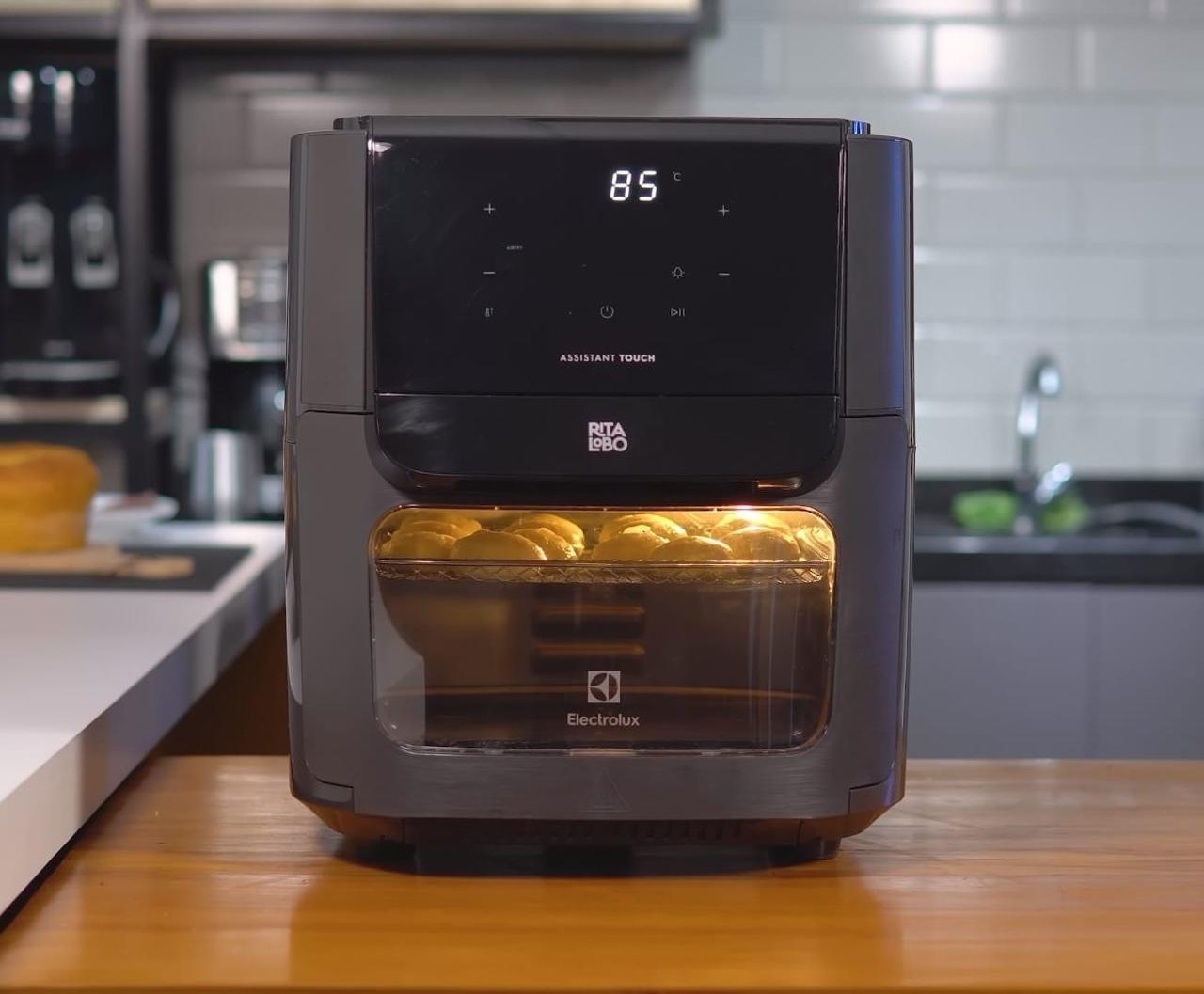 eletrodoméstico electrolux air fryer oven 12l painel digital rita lobo eaf90