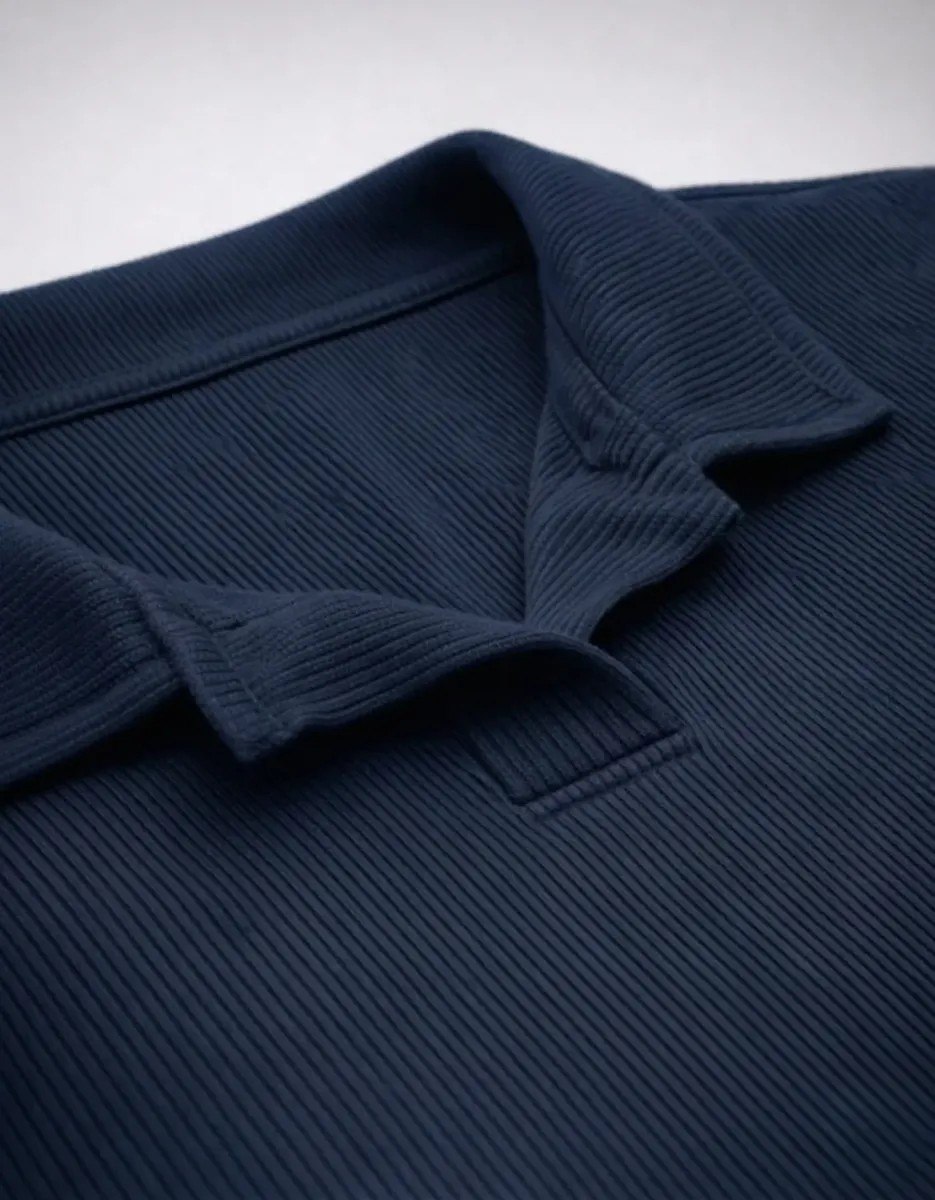 roupas camisa polo canelada sem botão azul marinho
