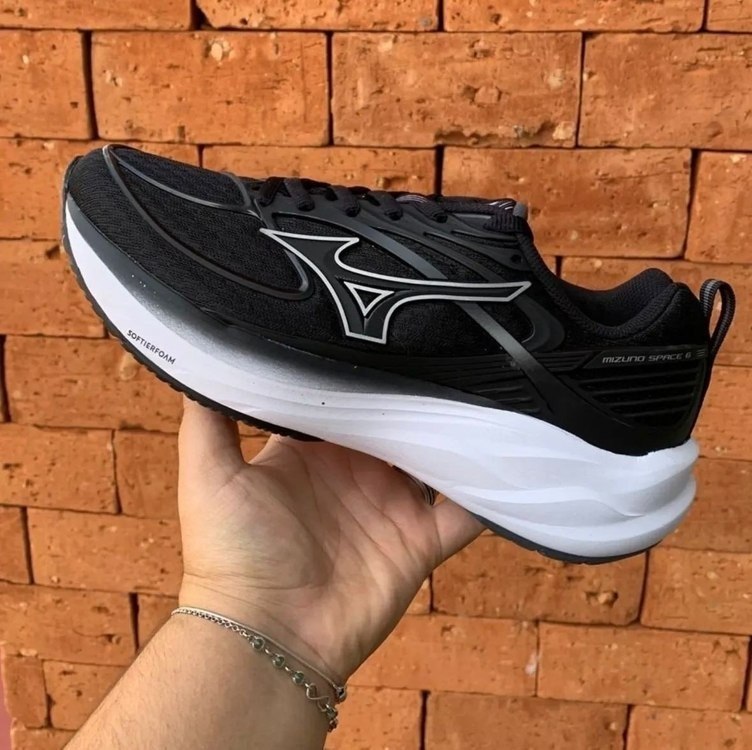 tênis mizuno space 6 90-preto liso 41 br