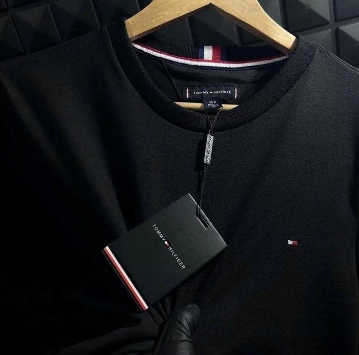 🛒Camiseta Tommy Hilfiger Essential Cotton Preta - Original