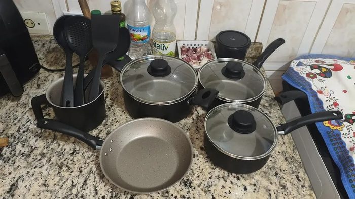 jogo de panelas tramontina turim 9 pecas antiaderente preto