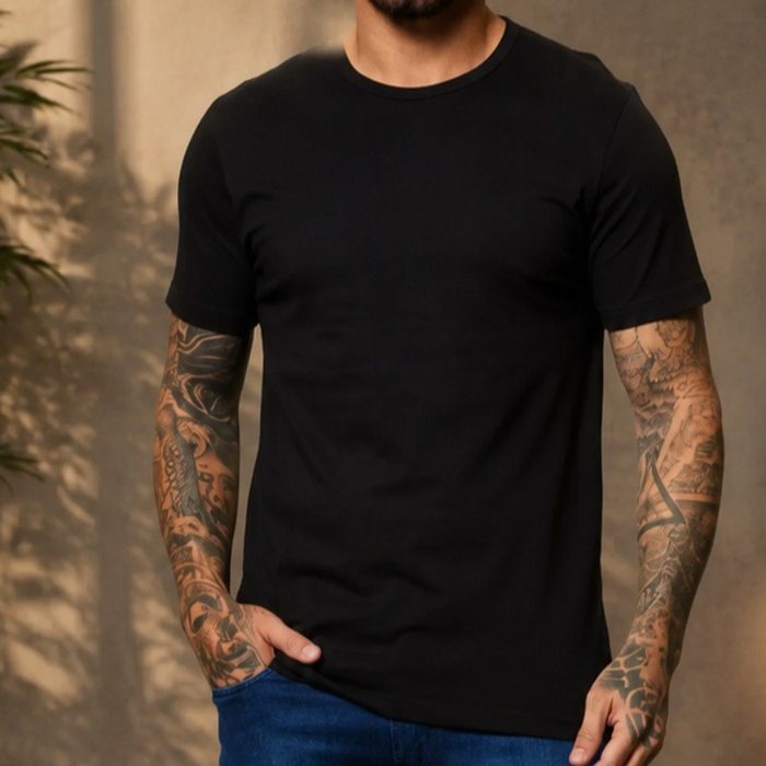 Kit Com 3 Camisetas Masculinas Básicas Slim Cor Preto Hering Preto Liso P ao XG