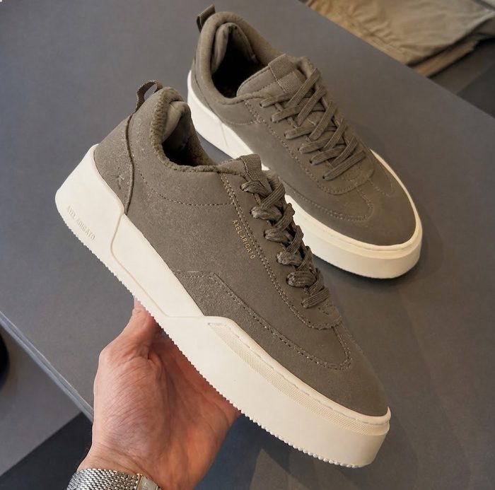 tenis reserva go cross suede