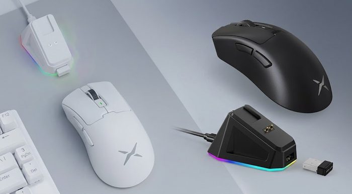 Mouse Delux M900 Pro, PAW3395, 8KHz, com Dock de Carregamento Preto ou branco