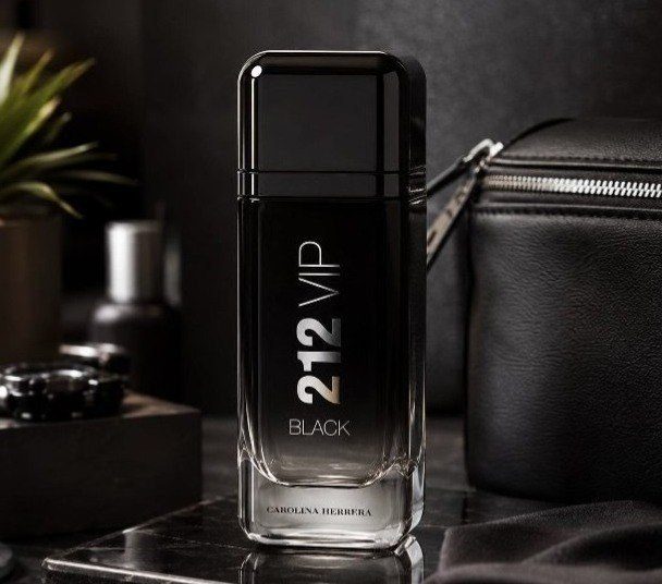 🛒 Perfume Carolina Herrera 212 VIP Black Eau de Parfum 200 ml masculino