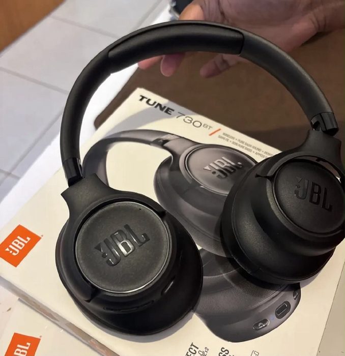 Fone de Ouvido Bluetooth JBL Tune 730BT