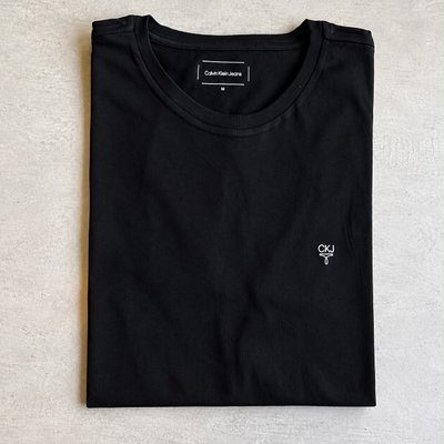 Camiseta Calvin Klein Jeans Light Omega Logo Preta Original