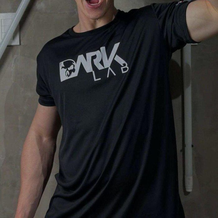 camiseta dry-fit dark lab