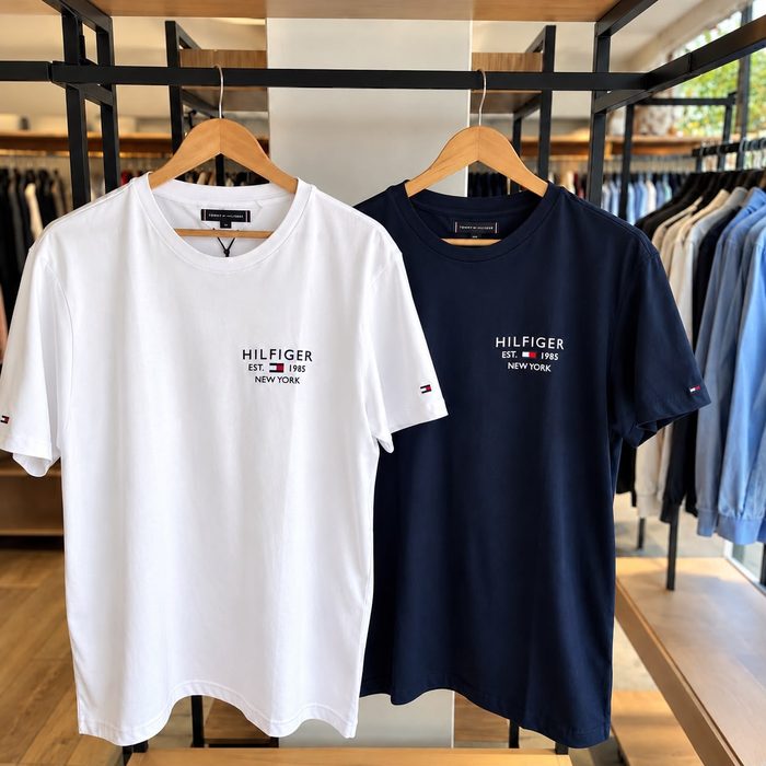 roupas tommy hilfiger kit 2 camisetas brand love