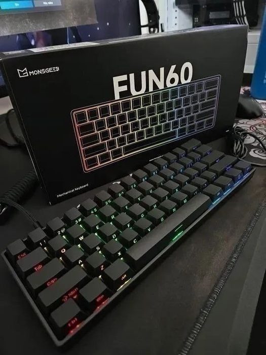 teclado akko monsgeek fun60 pro wired