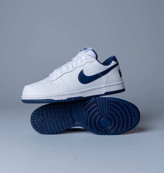 Nike retro, inspirado nos clássicos da década de 80.