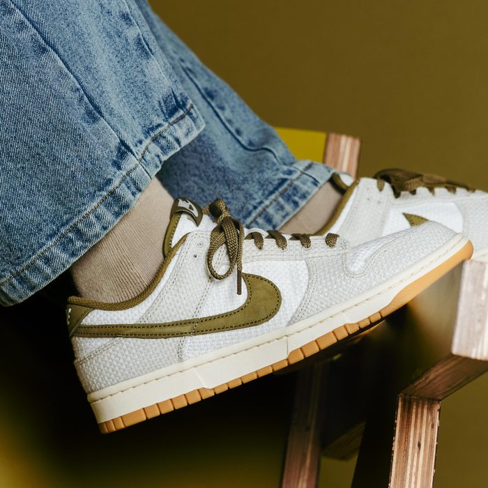tênis nike dunk low se light bone